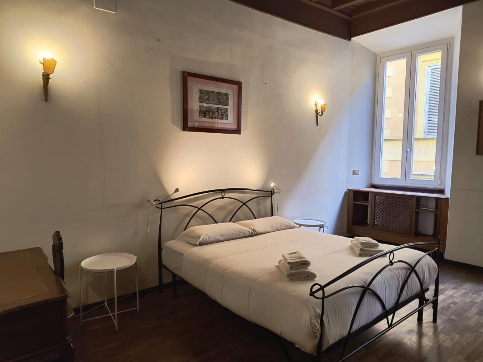 Fontana Di Trevi Elegant And Exclusive Apartment Rom
